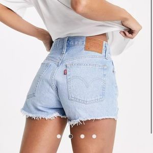 LEVI’S 501 ORIGINAL DISTRESSED SHORTS EXCELLENT CONDITION SIZE 24
